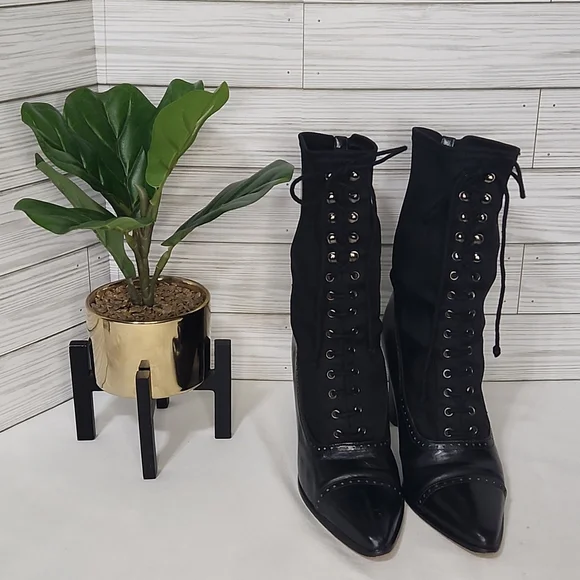 Vintage stuart 2025 weitzman boots